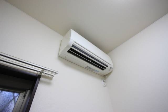 物件内観写真12　(エアコン)