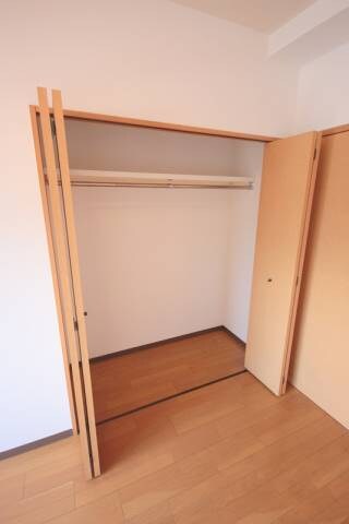 物件内観写真16　(クローゼット)