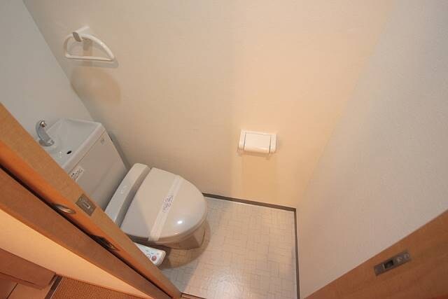 物件内観写真11　(ウォシュレット☆トイレ)