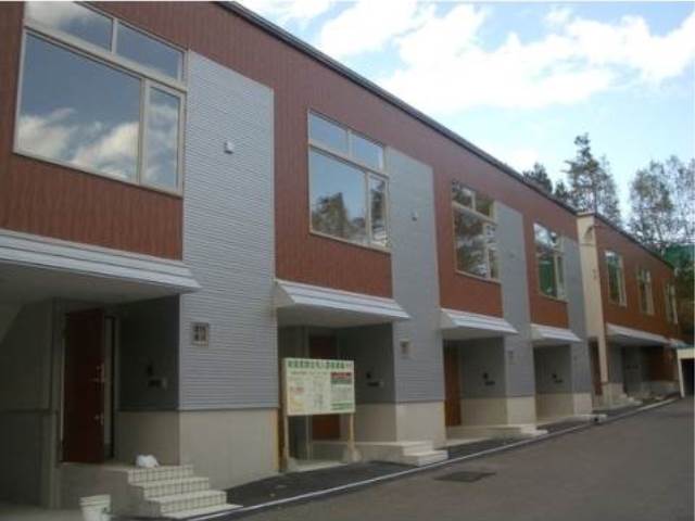 タウンハウス澄川B