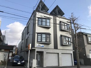 ７）ウエストコースト２１外観写真