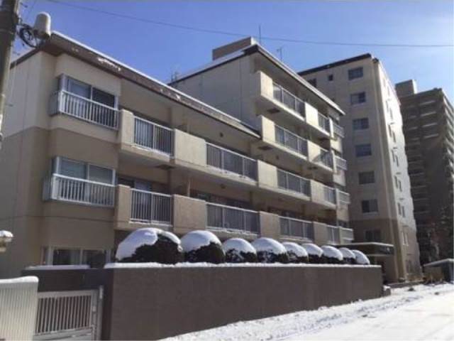 ファミール大谷地