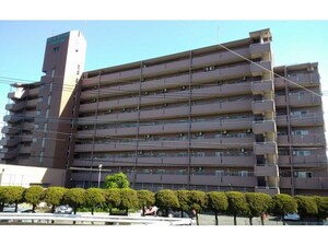 クローバーマンション坪井中央公園外観写真
