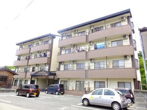 アウトゥール弓削外観写真