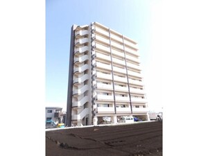 Ｅｔｅｒｎａｌ　Ｍ.Ｒ.Ａ外観写真