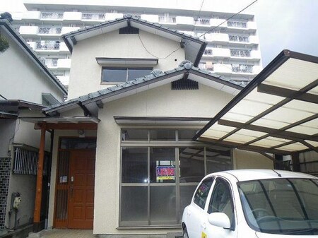 萩原貸家外観写真