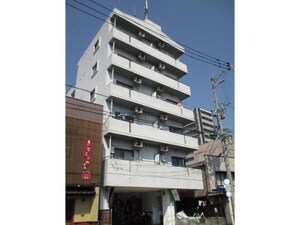Ｂ－ＦＬＡＴ新屋敷外観写真