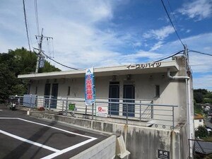 イーグルハイツ外観写真