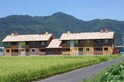 コミンニョロの家　前