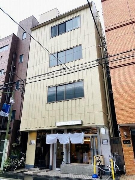 長屋ビル外観写真