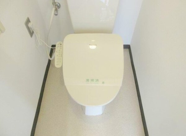 トイレ(※同仕様タイプ)