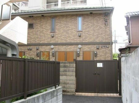 シャレール八雲外観写真