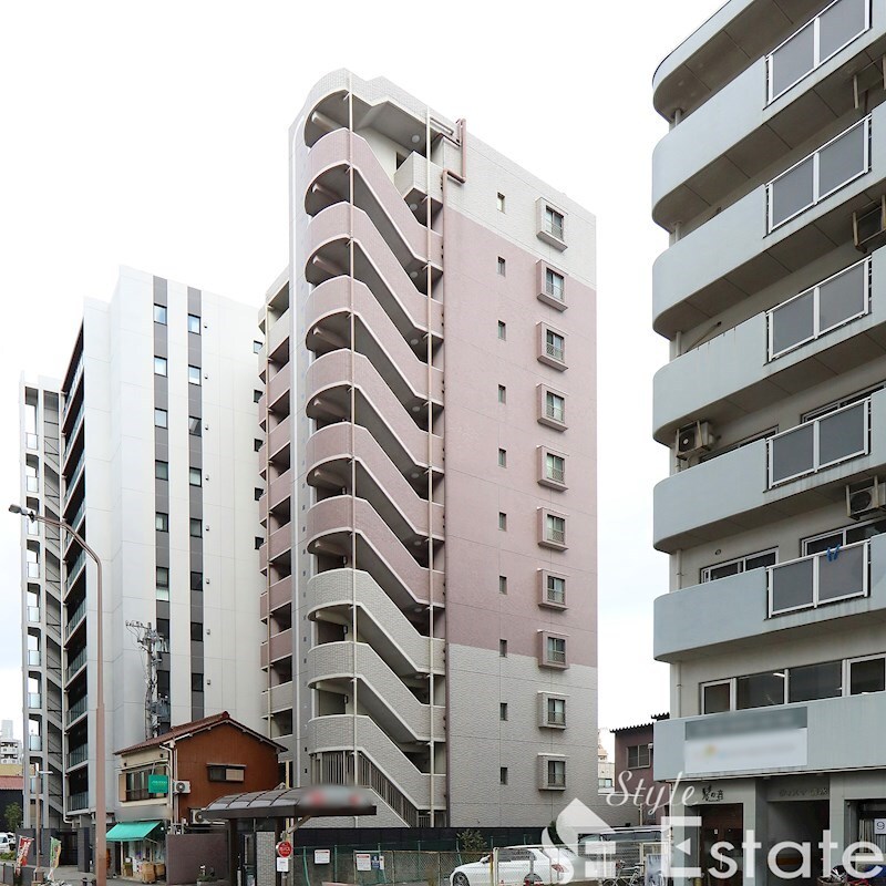 ラドーニ清水の物件外観写真