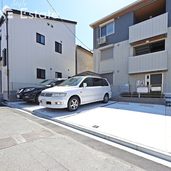 その他(敷地内駐車場)