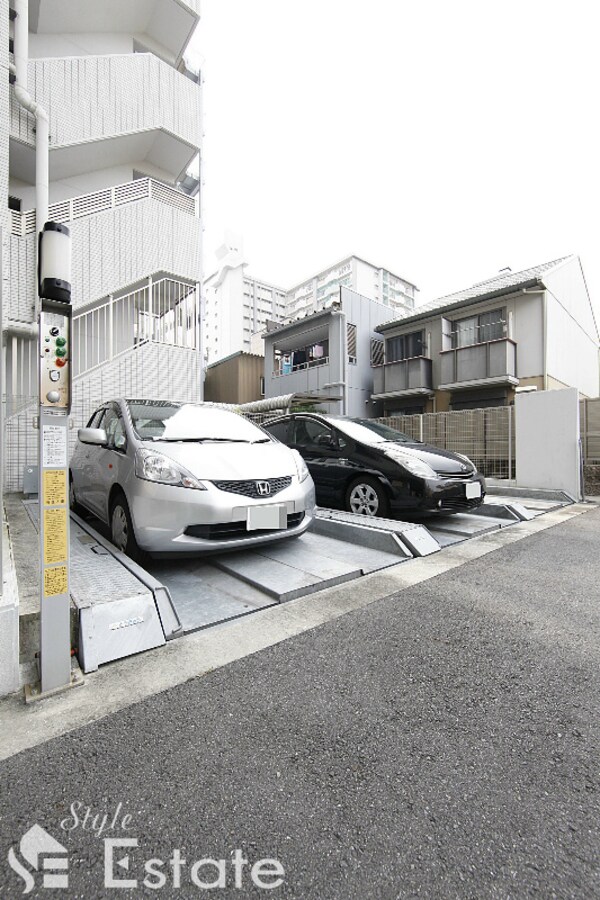 駐車場(駐車場)