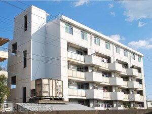 新浜マンション外観写真