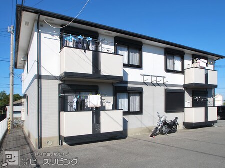 アビタシオン那賀川　B棟外観写真