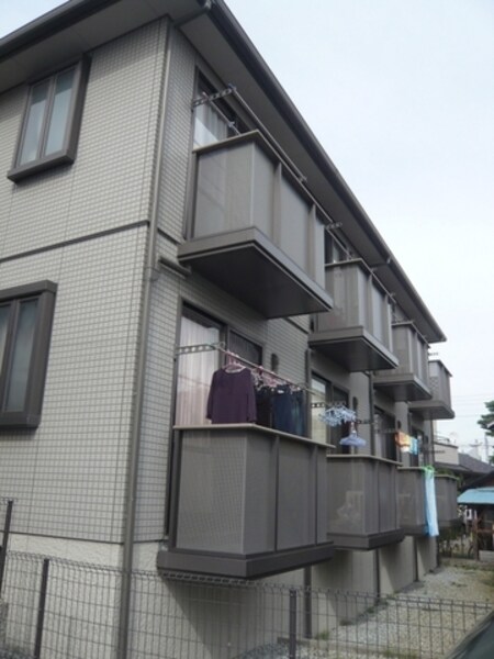 シャーメゾン北山外観写真