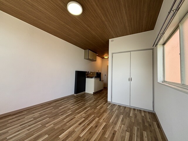 物件内観写真2　(別部屋になります。)