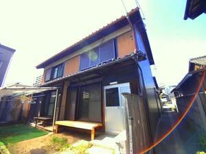 堀田様借家（メゾネット）外観写真