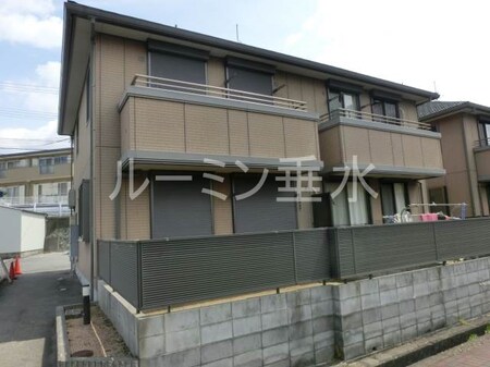 平岡ガーデンハウスＡ棟外観写真