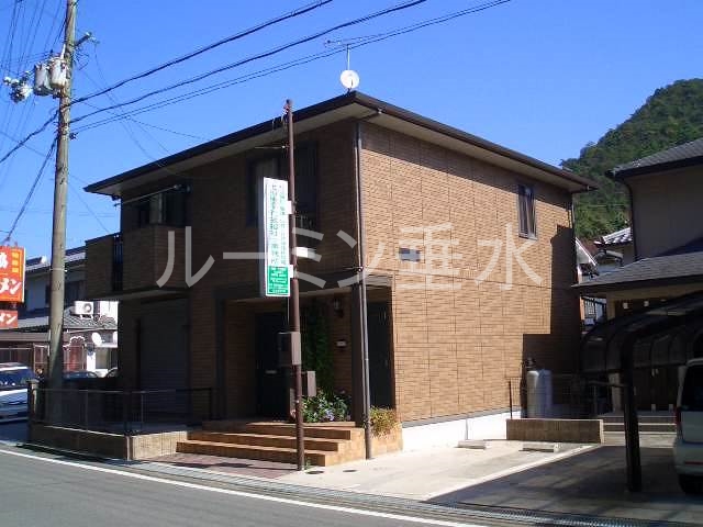 グランドフィールド１番館
