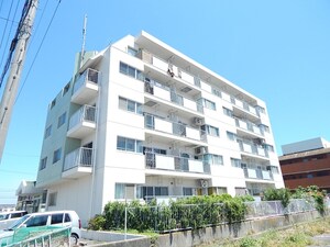 サンライフ磯山外観写真