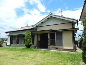 長太栄町貸家外観写真