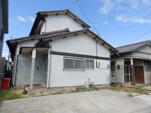 東磯山4丁目貸家外観写真
