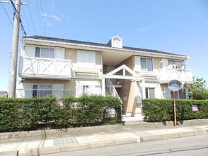 鈴鹿グリーンビレッジA棟外観写真