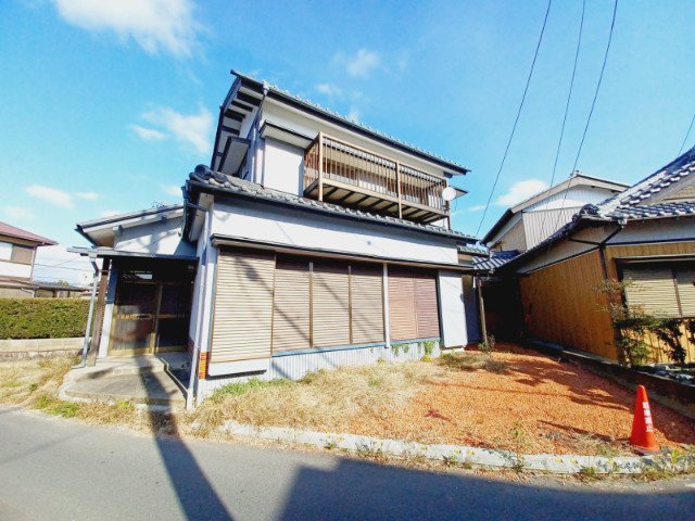 江島町栄様一戸建