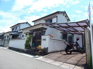 寺家1丁目二階建て貸家外観写真