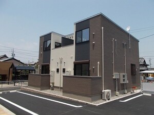 ラフレシール　Ａ棟外観写真