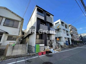 足立区綾瀬アパート1期1号棟外観写真