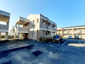 クィーンズコート（閲覧用）外観写真