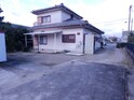 東員町鳥取貸家
