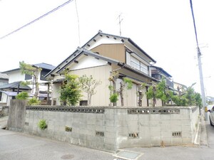 本堂様貸家外観写真