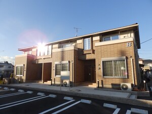 カーサプラシード外観写真