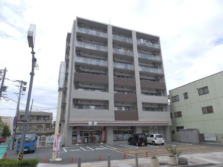 エムズアルティ外観写真