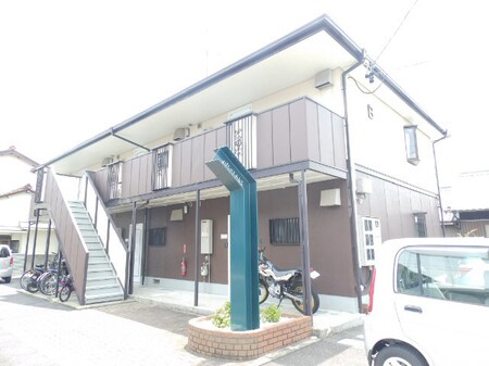 メゾンにしたかとＢ棟外観写真
