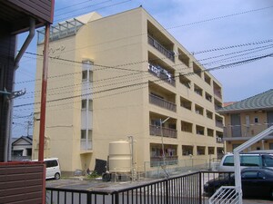 グリーンハイツ一号館外観写真