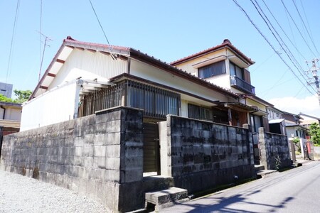津市下弁財町貸家外観写真