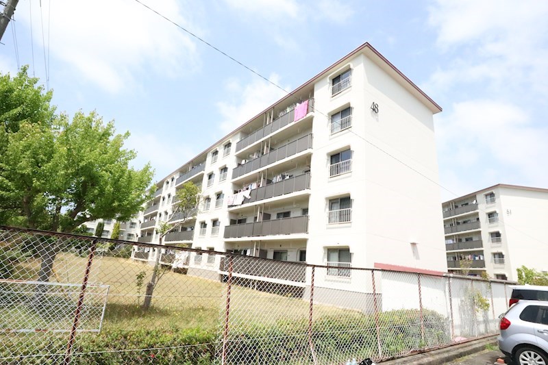 高倉台10団地48号棟