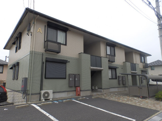 グリーンヒル高岡台　A棟