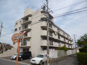 サエラ旭が丘305号室外観写真