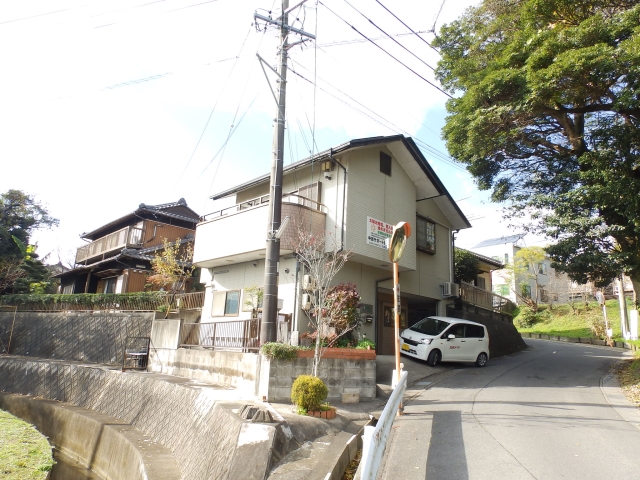 国府町貸家