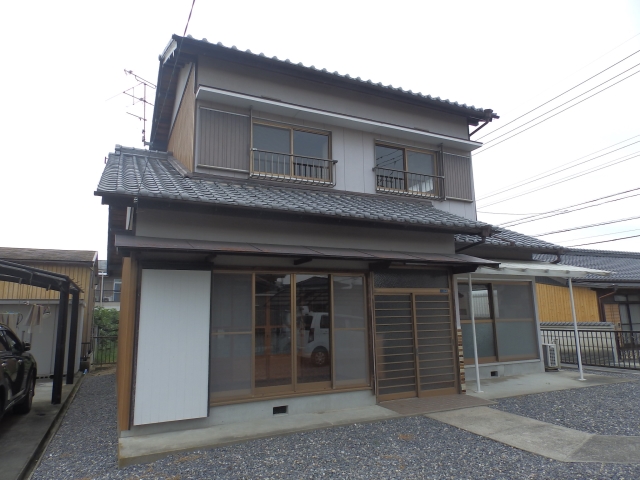 三日市二丁目貸家
