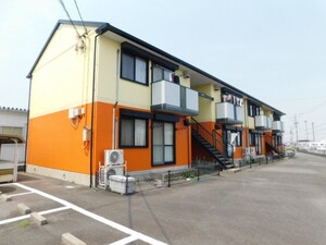 エターナルパレスB棟外観写真
