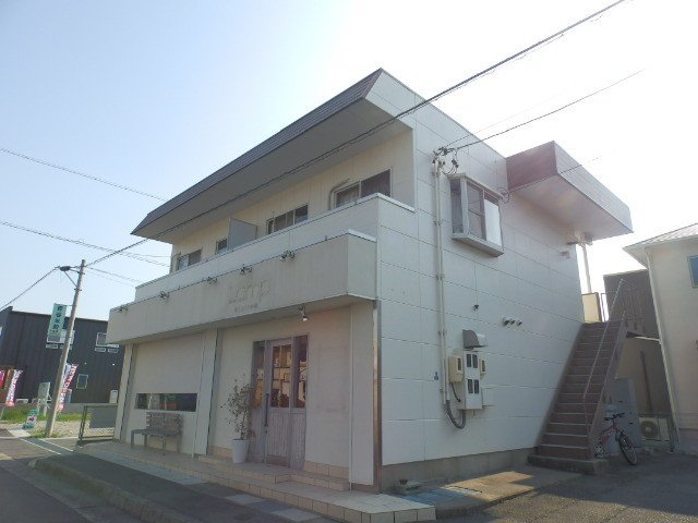 パインツリー