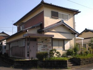 栄様貸家外観写真